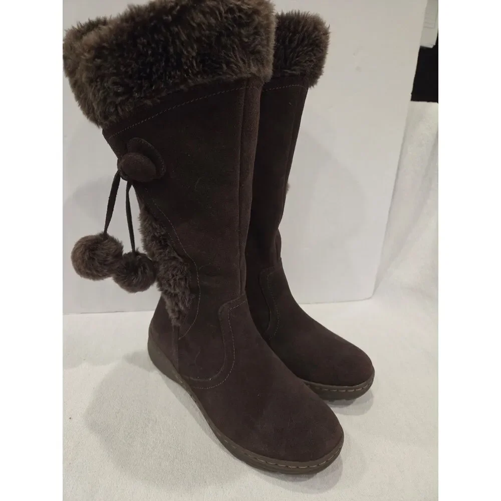 Baretraps Adaire Suede Winter Boots Dark Brown Faux Fur Pom Pom Size 7.5